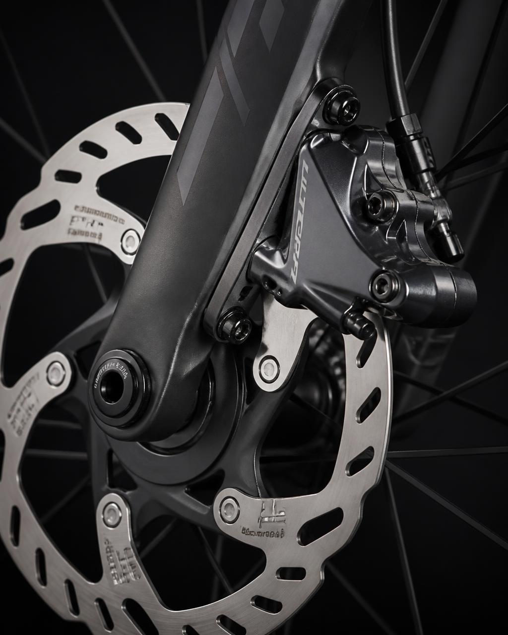 Hydraulic bicycle disc brake components
